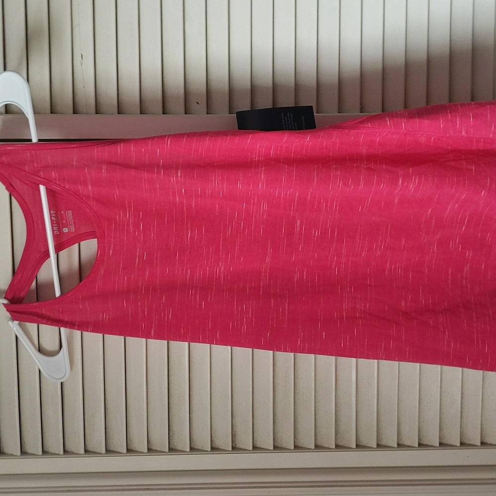Nike women's medium workout tank. Hot pink.